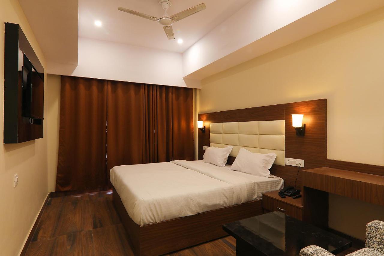 Fabhotel Blueark Lucknow Exterior foto