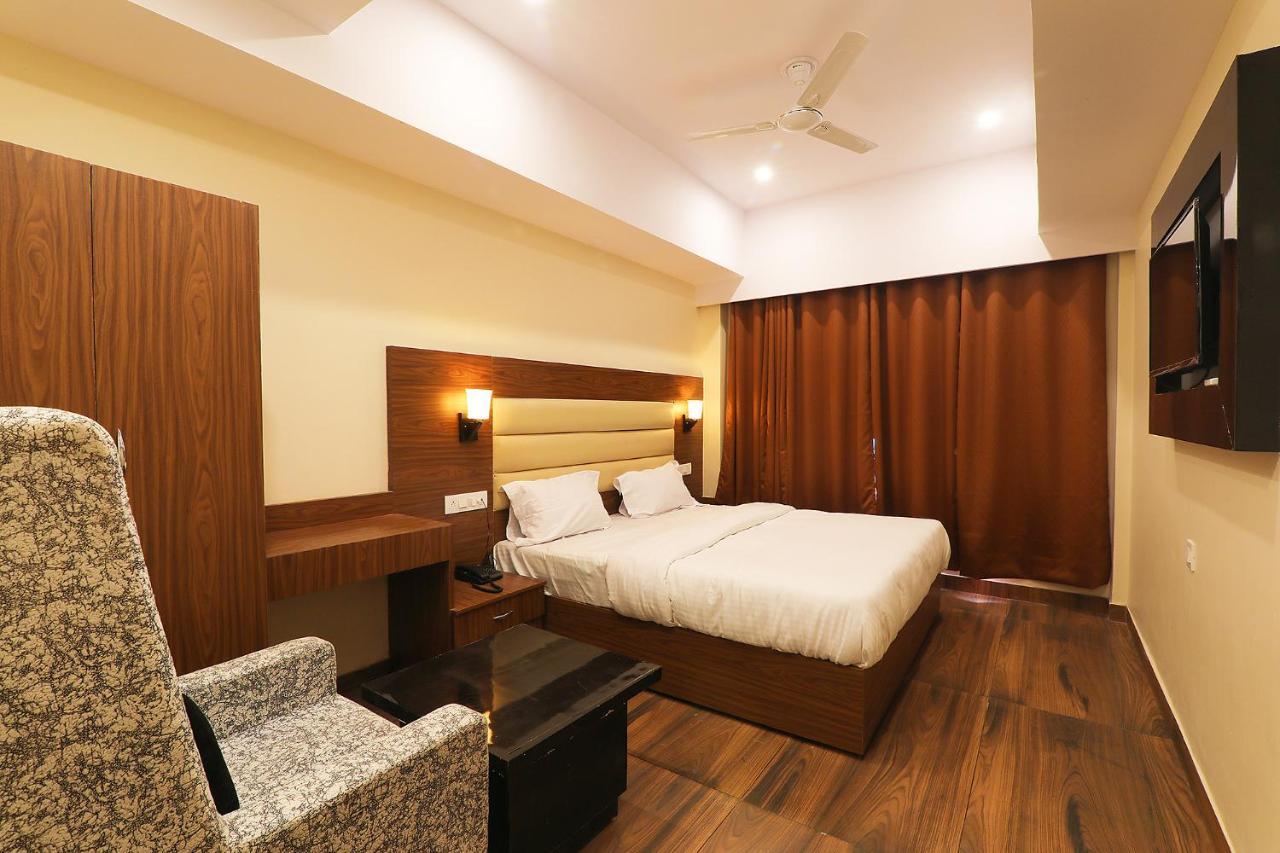 Fabhotel Blueark Lucknow Exterior foto